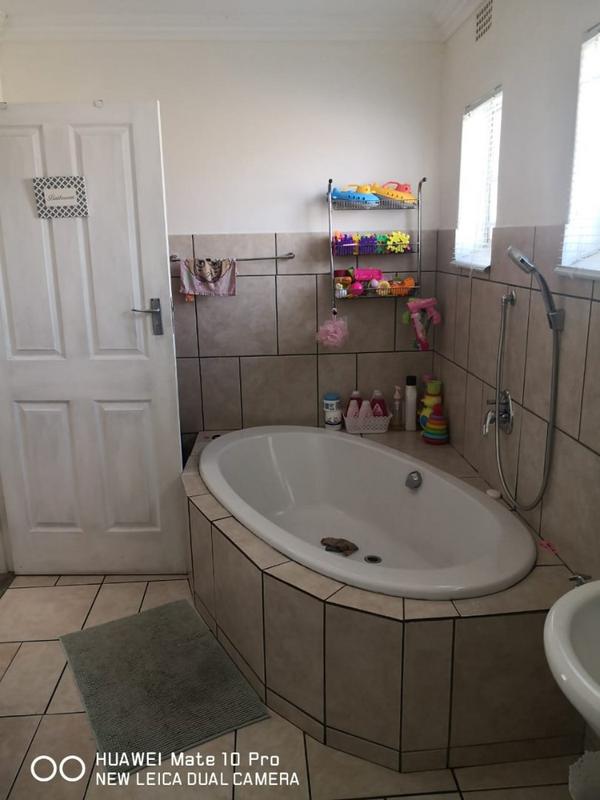 4 Bedroom Property for Sale in Vaalpark Free State